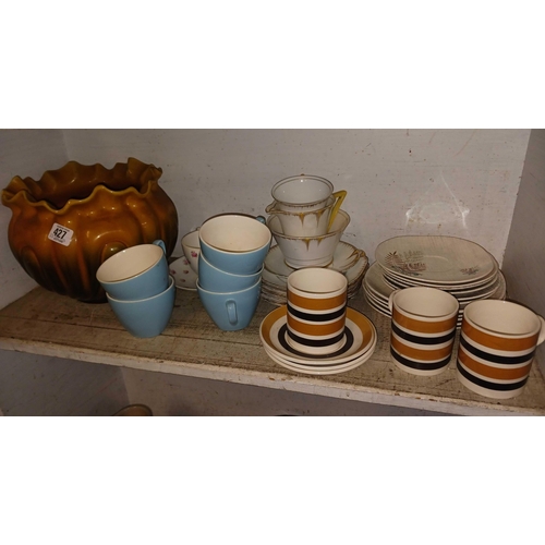 427 - SHELF OF CHINAWARE