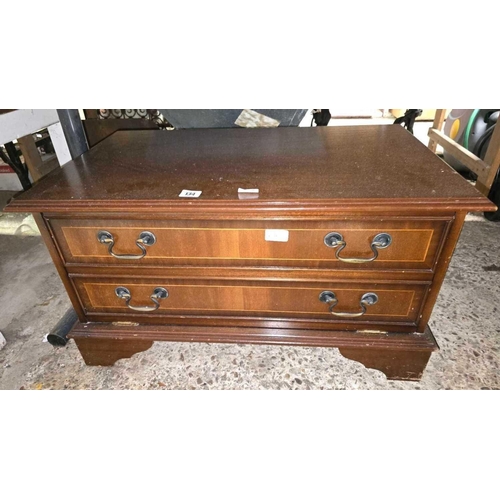 134 - INLAID RETRO TV UNIT