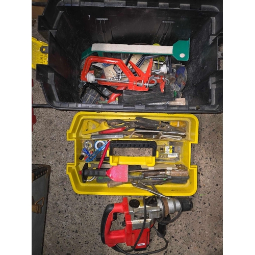 173 - ELECTRIC HAMMER & A STANLEY MOBILE TOOL CHEST WITH CONTENTS