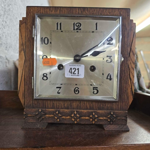 421 - OAK CASED MANTLE CLOCK