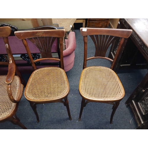 478 - BENTWOOD SETTEE, CARVER CHAIR & MATCHING DINING CHAIRS