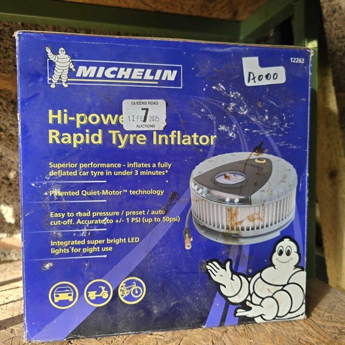 7 - MICHELIN HIGH POWER RAPID TYRE