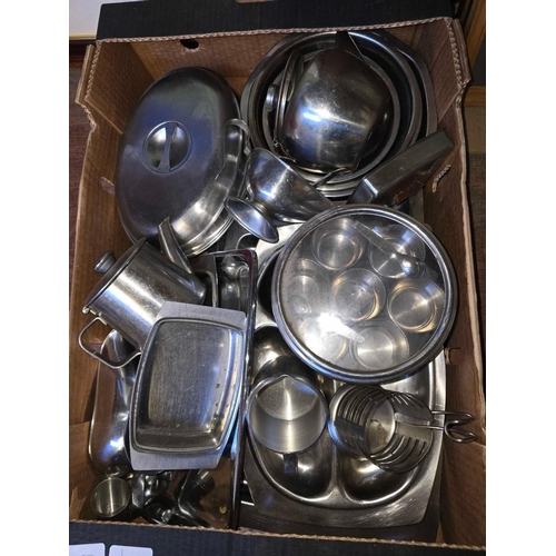 86 - CARTON OF STAINLESS STEEL KITCHEN UTENSILS