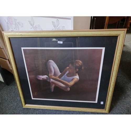 491 - F/G BALLERINA PRINT, F/G COUPLE EMBRACING PRINT, FRAMED OIL ON CANVAS OF YOUNG GIRL & A F/G PRINT OF... 