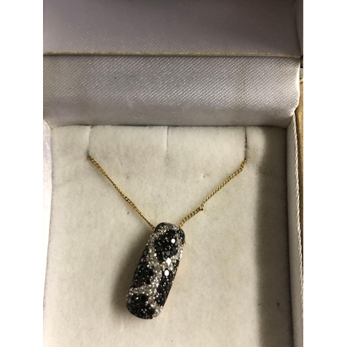 898 - 9ct BLACK & WHITE DIAMOND NECKLACE, 2.6g