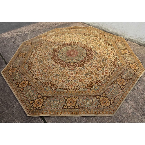 PATTERNED OCTAGONAL RUG, 8ft 3''