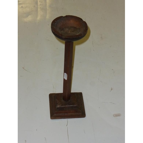 12 - Vintage wooden ashtray stand