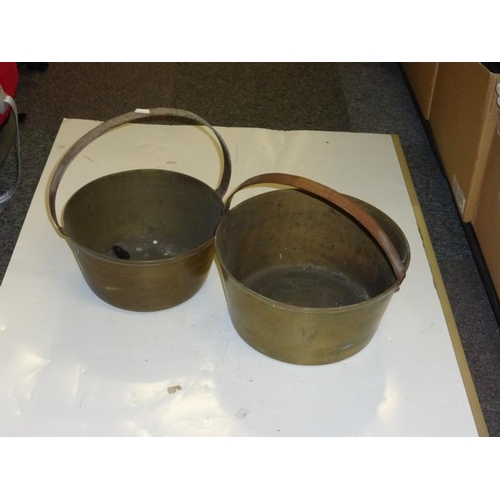 123 - Two large brass preserve pans