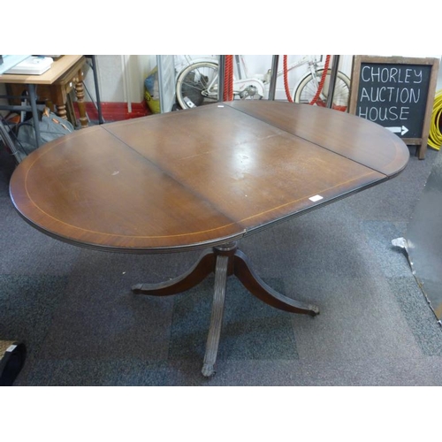 649 - Mahogany Center Pedestal Drop Leaf Dining Table