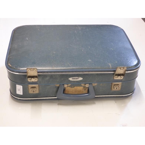 705 - Vintage Foxtcroft by Antler small suitcase