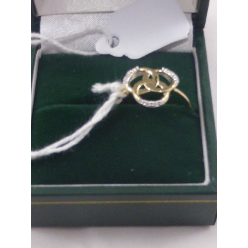 149 - Vintage 9ct Gold and Diamond Ring Size Q Complete with Presentation Box