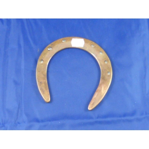 254 - Vintage Copper Horse Shoe (15cm)