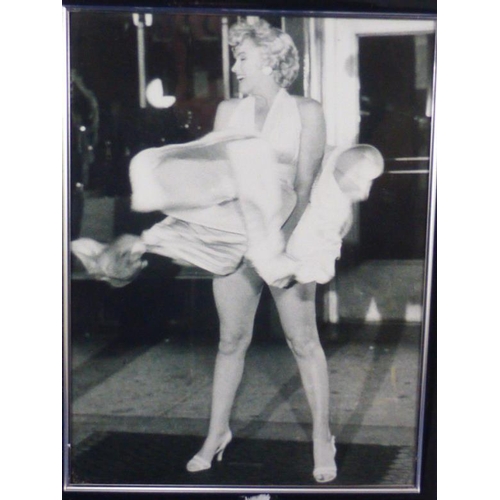 215 - Framed and Glazed Print Depicting Marilyn Monroe In Classic Pose from The Seven Year Itch (35cm x45c... 