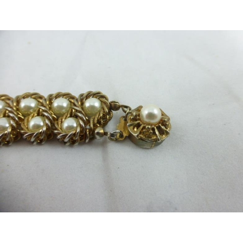 95 - Stunning Gold Tone and Pearl Bracelet