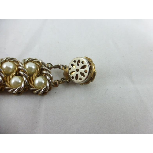 95 - Stunning Gold Tone and Pearl Bracelet