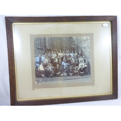 624 - Framed and Glazed Photograph of Employees of Kendal Department Store from 1904