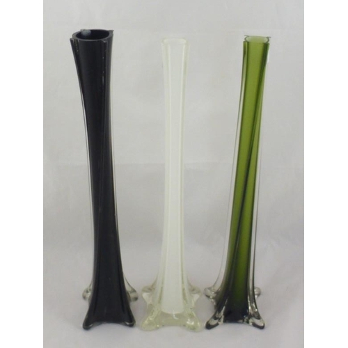 640 - Collection of three various coloured stem vases