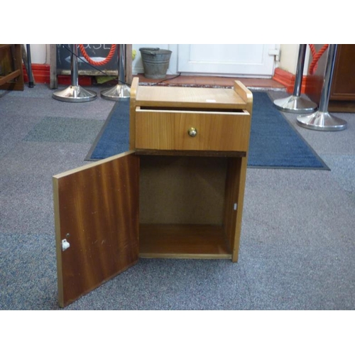 705 - Small bedside cabinet