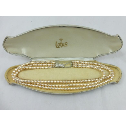 76 - Set of Lotus Simulated Pearls in Presentation Box