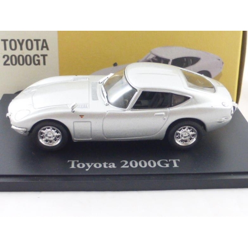 90 - Atlas editions classic sports cars Toyota 2000GT 1.43 scale