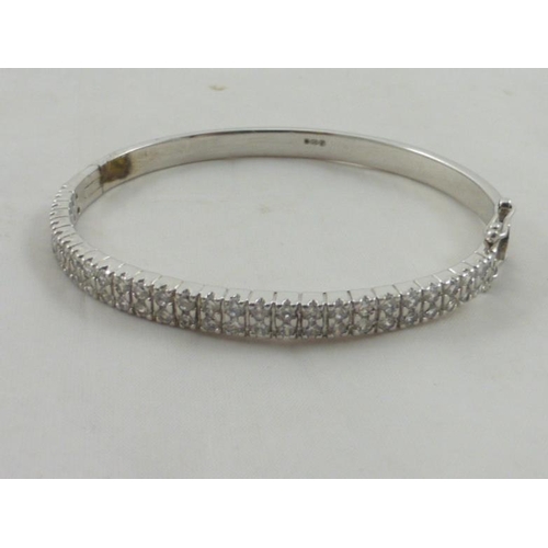 118 - Silver 925 Bangle with Gem Stone Decoration in Presentation Box