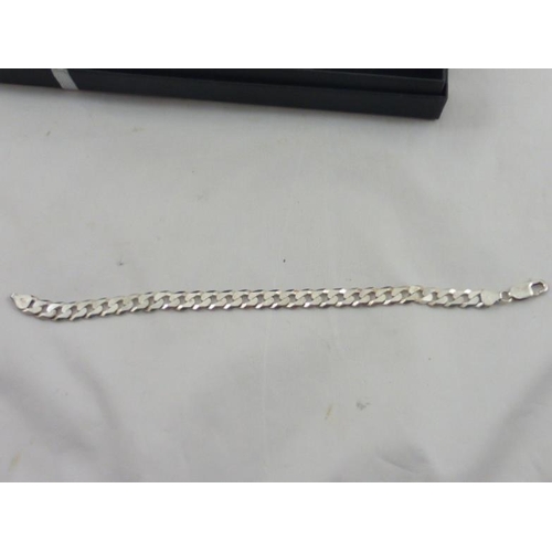 121 - Silver 925 Curb Link Bracelet complete with Presentation Box