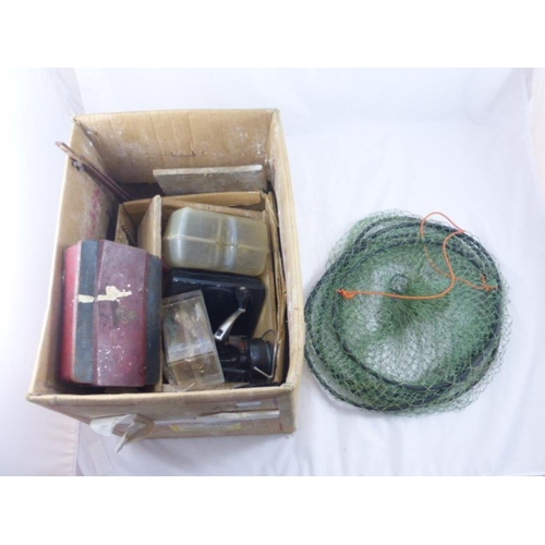 402 - Vintage fishing tackle to include reels, lures and other