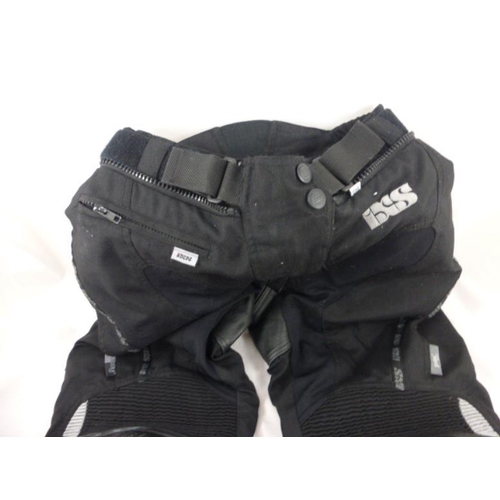 448 - Pair of Size 28/30 Airdura Motor cycle pants