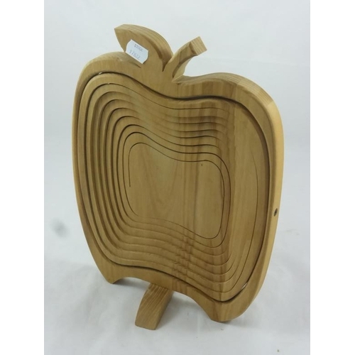 458 - Crosbis craft wooden apple fruit bowl