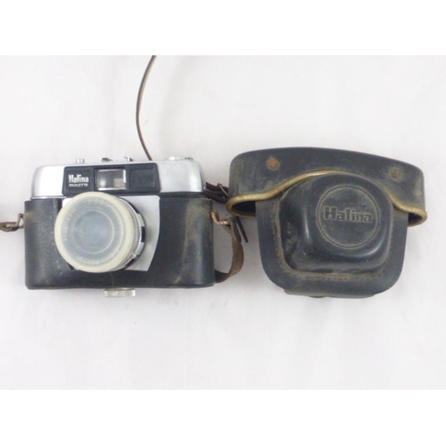 278 - Halina Paulette camera in case