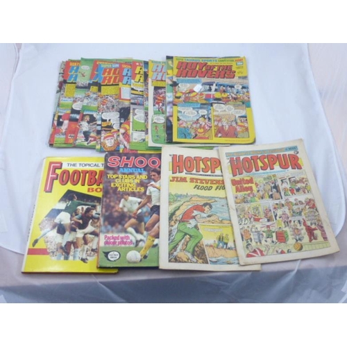 291 - Collection of 1970s Boys Hotspur Annuals and Magazines together with Football Magazines including Ro... 