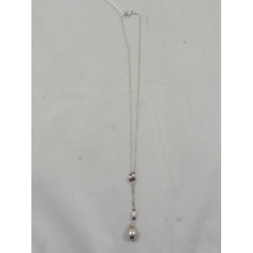 112 - Silver necklace with conch shell pendant