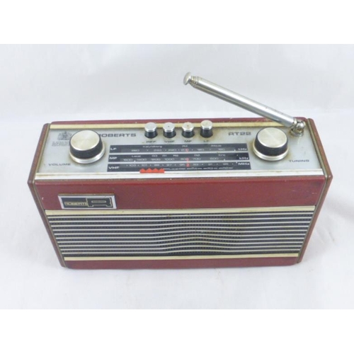 288 - Vintage Roberts RT22 Radio