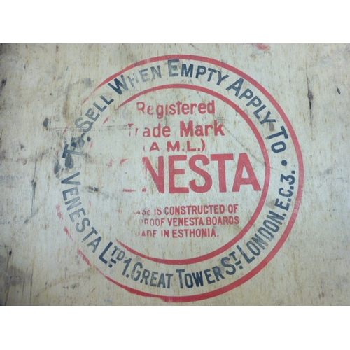 302 - Antique Venesta Esthonia Waterproof Packing Crate Possibly used for Spices.