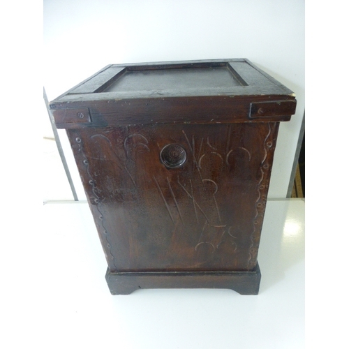 302 - Antique Venesta Esthonia Waterproof Packing Crate Possibly used for Spices.