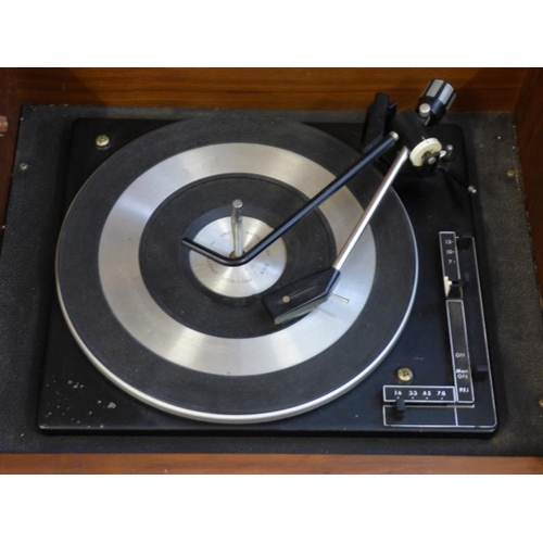 433 - Wood Cased Stereo Gram complete with Turntable (94cm x 36cm x54cm)