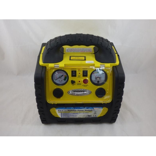 422 - A Streetwise Jumpstarter / tyre inflator with light