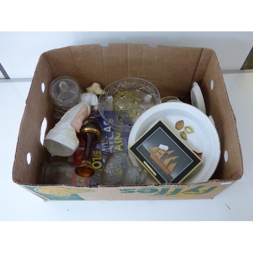 669 - Mixed box to include glass and ceramics and cork pictures