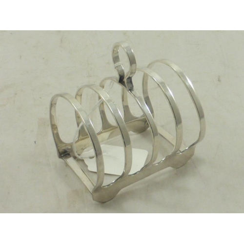 48 - Elkington & Co Silver Plated Toast Rack