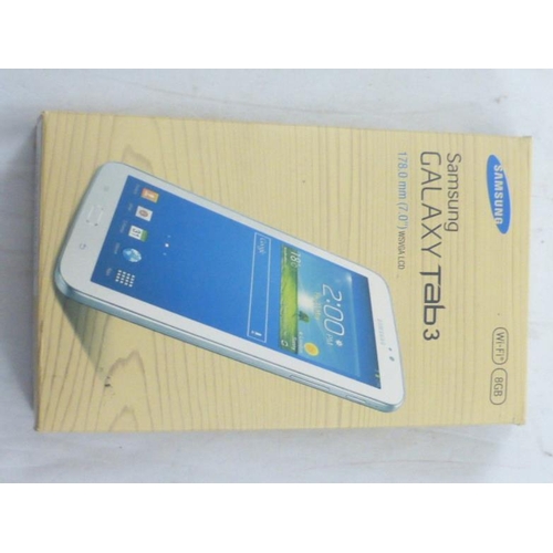 82 - Samsung Galaxy Tab 3 (Wi-Fi and 8GB) Complete with Original Box A/F