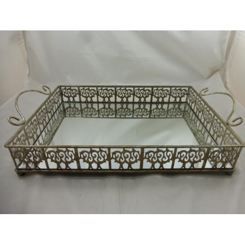 173 - Large Silver Plate Mirrored Serving Tray (48cm x 35cm)