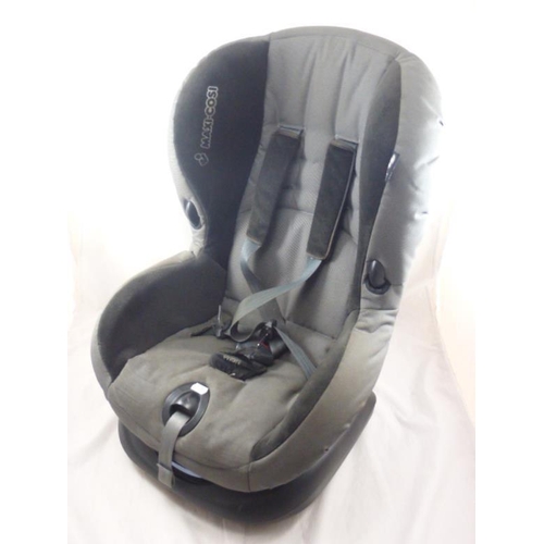 425 - Maxi Cosi Car Seat