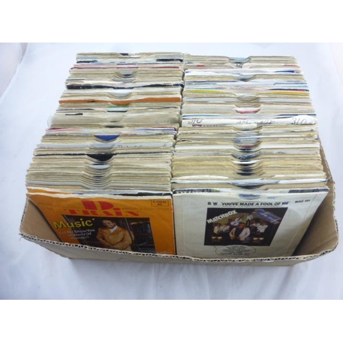 616 - Collection of 45s 70/80's