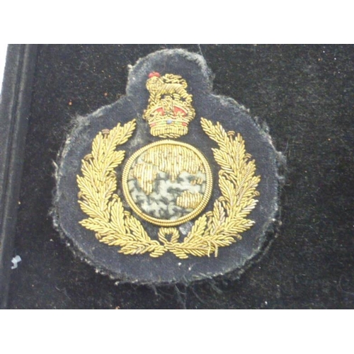 38 - Mixed Tray Including £5 Commemorative Crown, Military Patch Badge and More