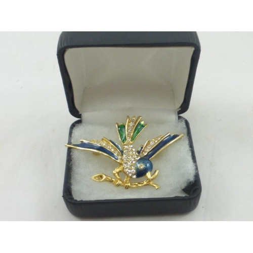 46 - Quality Costume Brooch in Presentation Box