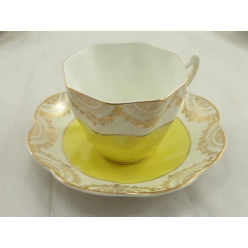 301 - Eighteen Piece Fine Bone China Tea Set