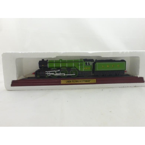 272 - LNER Flying Scotsman model train on plinth