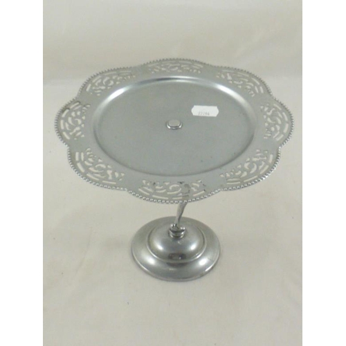 344 - Art Deco style cake stand