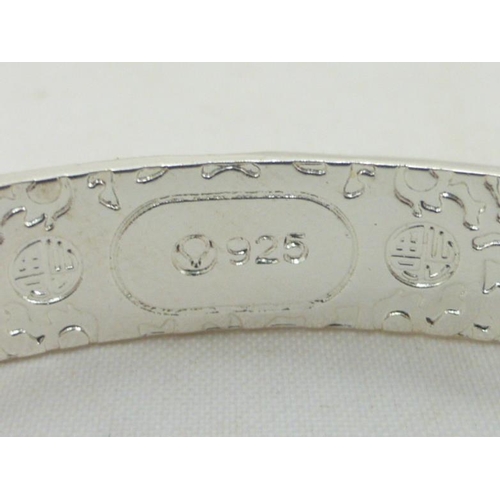 156 - Silver 925 Bangle complete with Presentation Box