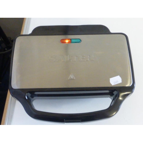 35 - New Salter Sandwich Toaster (Working)